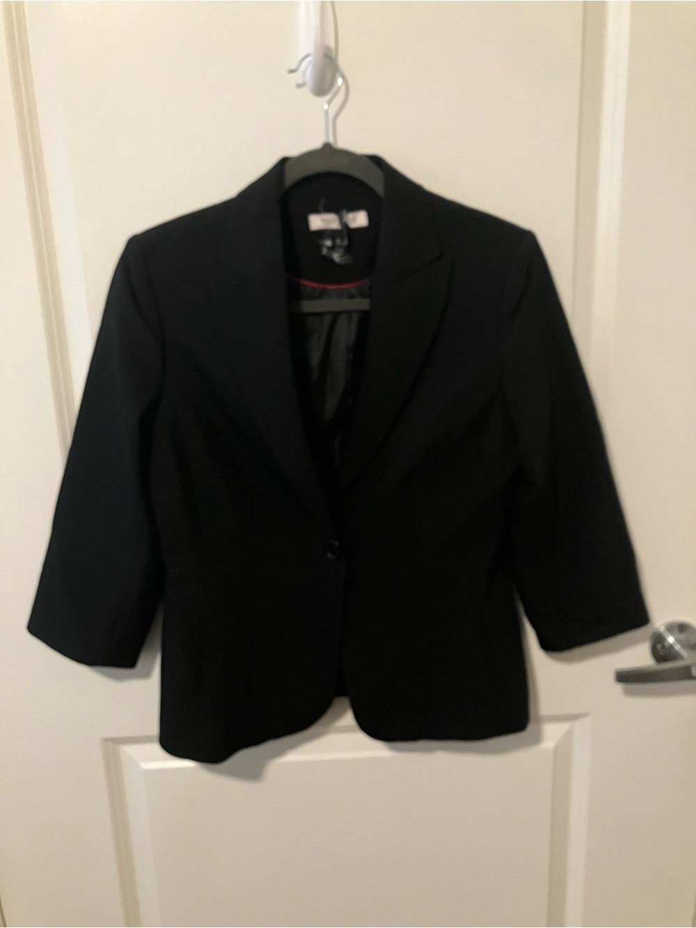 White House Black Market Black Cropped Single-Button Blazer